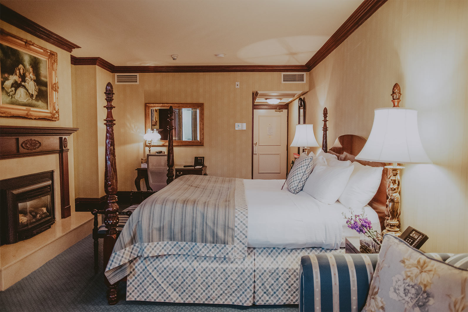 Deluxe Guest Rooms at Prince of Wales Hotel in Niagara on the Lake