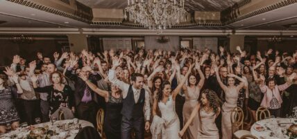 300 guest capacity for ballroom wedding at Queen's Landing in Niagara-on-the-Lake
