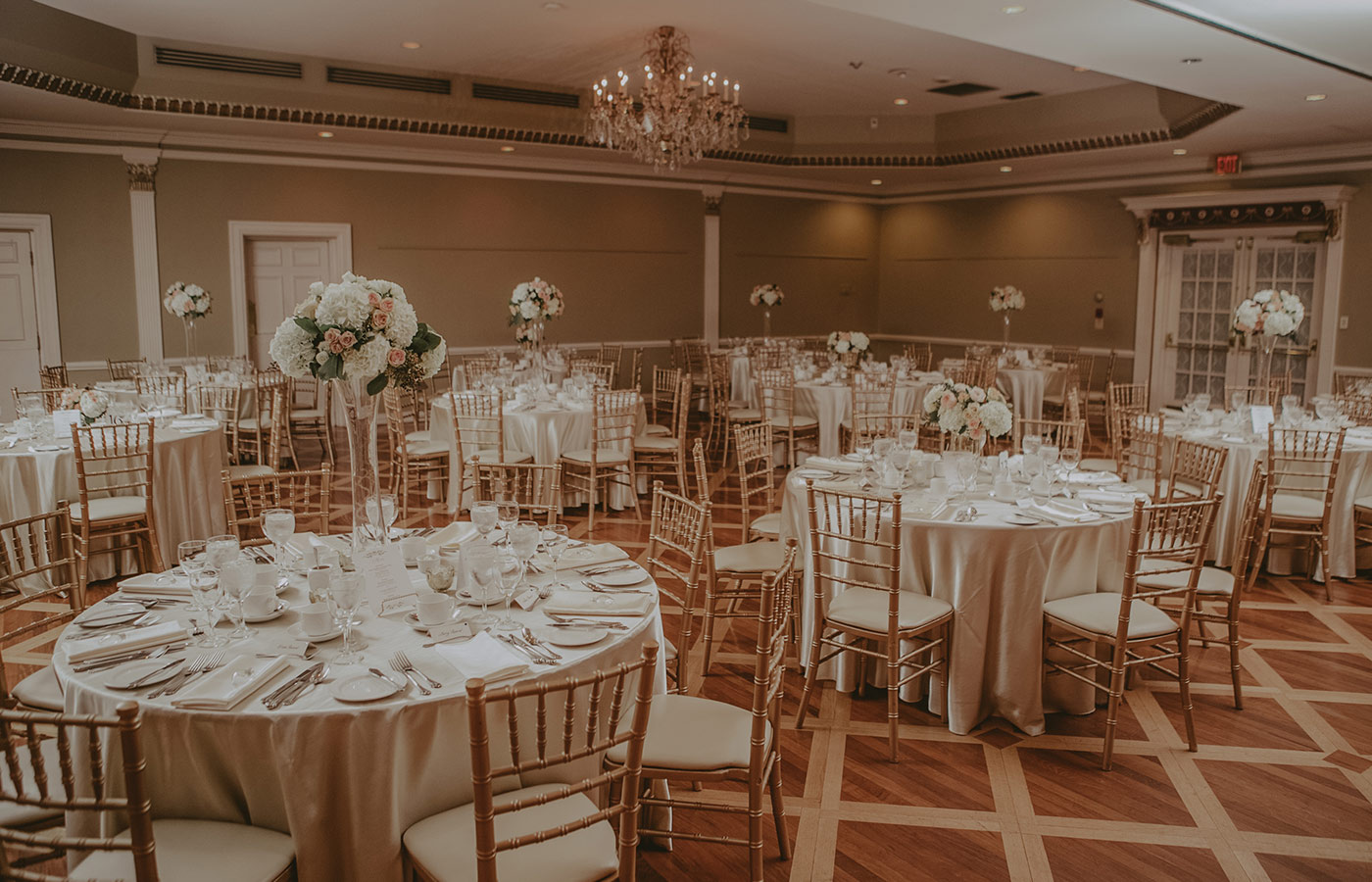 Luxury Wedding Venues at Queen's Landing in Niagara on the Lake