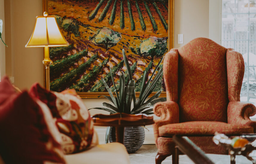 Lobby seating area at Inn On The Twenty in Jordan Village