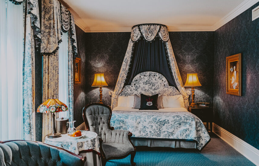 Hotel suites in the Prince of Wales in Niagara-on-the-Lake