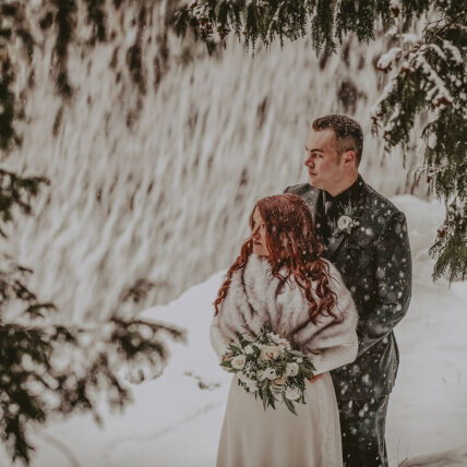 Winter weddings at Millcroft Inn & Spa in Caledon, Ontario