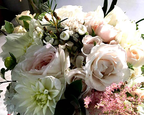Wedding Flowers in Niagara-on-the-Lake by Clippings Floral Designs