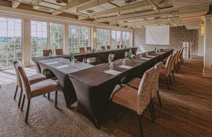 Meeting rooms and conference spaces at Inn On The Twenty in Niagara Wine Country