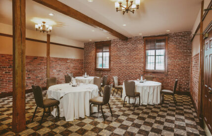 Studio II venue for small meetings and breakouts at the Pillar & Post Hotel in Niagara-on-the-Lake