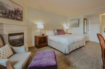 Deluxe guest room with king size bed at the Queens Landing Hotel in Niagara-on-the-Lake