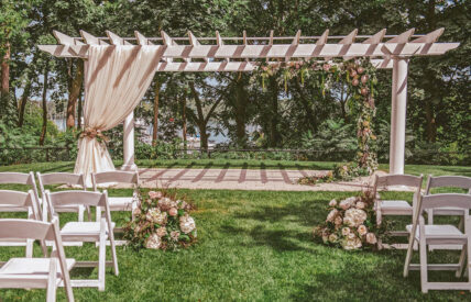 Water View Garden wedding venue with freshly manicured lawns at the Queens Landing Hotel in Niagara-on-the-Lake