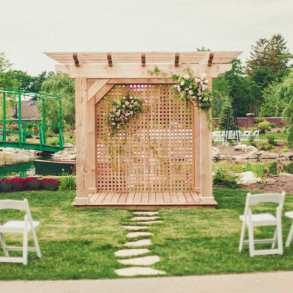 Outdoor wedding ceremony spaces in Niagara-on-the-Lake – Le Petit Pavillion in The Gardens at Pillar and Post.
