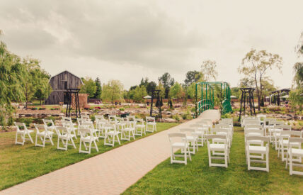 Outdoor wedding venues in Niagara-on-the-Lake – The Gardens at Pillar and Post