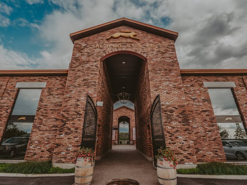 Exterior The Hare Wine Co.