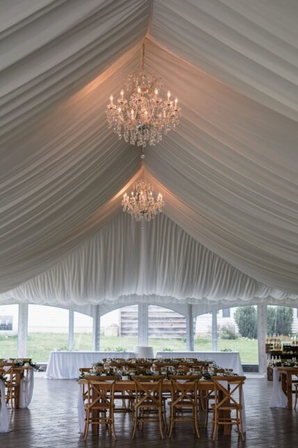 Wedding decor in the Moyer Marquee at Sue-Ann Staff Estate Winery in Niagara-on-the-Lake