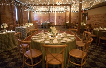 Wedding Reception in The Gallery at Pillar and Post in Niagara on the Lake