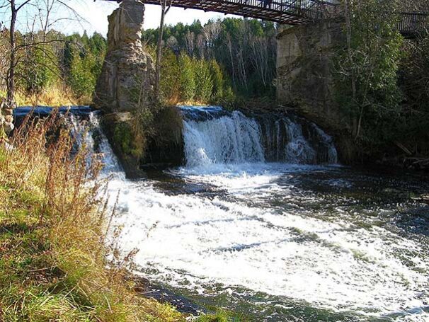 Hiking at Forks of the Credit in Caledon, Ontario 