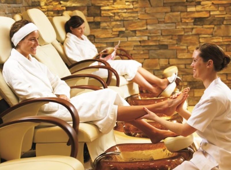 Spa treatments during a girls’ weekend in Niagara-on-the-Lake
