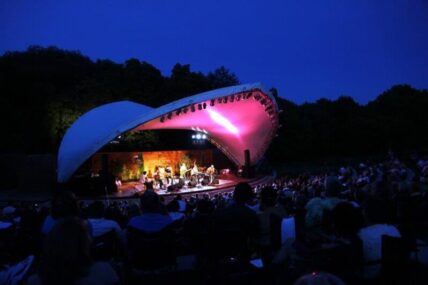 The Jackson-Triggs Summer Concert Series in Niagara-on-the-Lake