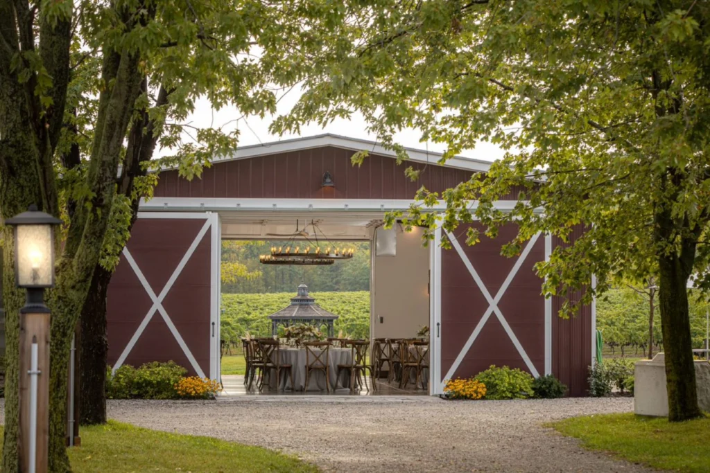 Cave Spring Vineyard – wedding venue in Ontario