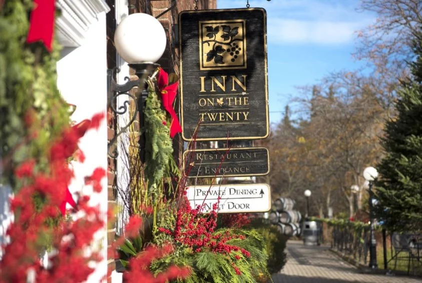 What to do in during the holiday season in the Niagara Benchlands