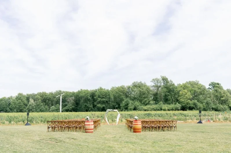 Outdoor wedding ceremony at Hare Wine Co. in Ontario