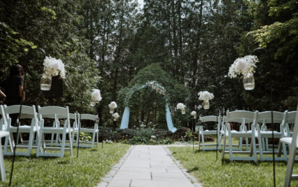 The Riverside Wedding Garden at Millcroft Inn, an outdoor micro wedding venue in Ontario