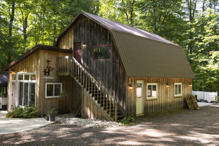 Heartwood Farm & Cidery, a cidery in Caledon, Ontario