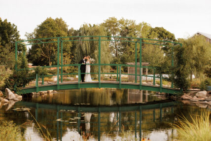 The Bridge in The Gardens, one of the best wedding photography locations in Niagara