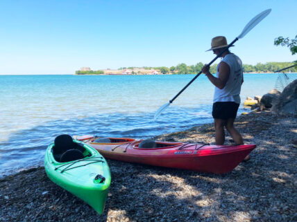 Kayak in Niagara-on-the-Lake to discover Niagara's beauty