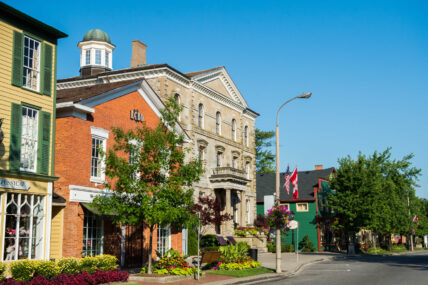 Discover Old Town Niagara on the Lake
