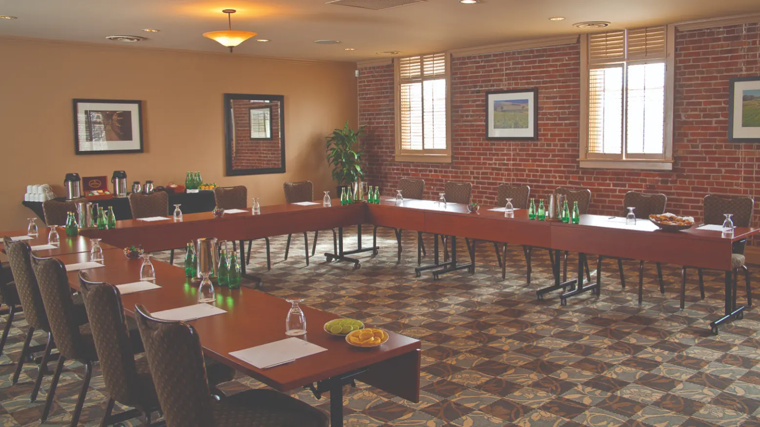Host an Off-Site Meeting in Niagara-on-the-Lake
