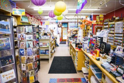Maggiolly Art, an art store in the Headwaters region