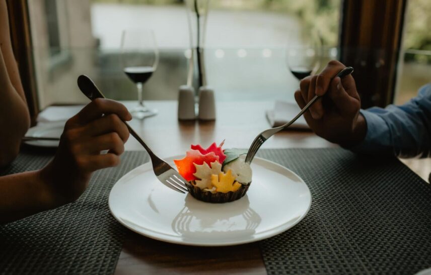 A couple sharing a dessert at Headwaters Restaurant in Caledon.