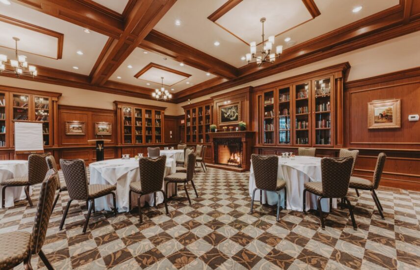 Olde Library venue for large meetings and conferences at the Pillar & Post Hotel in Niagara-on-the-Lake.