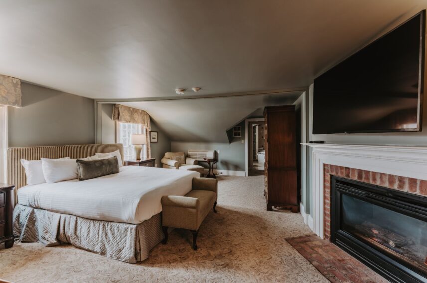 Upper Cottage guest suite at the Queen's Landing hotel in Niagara-on-the-Lake.