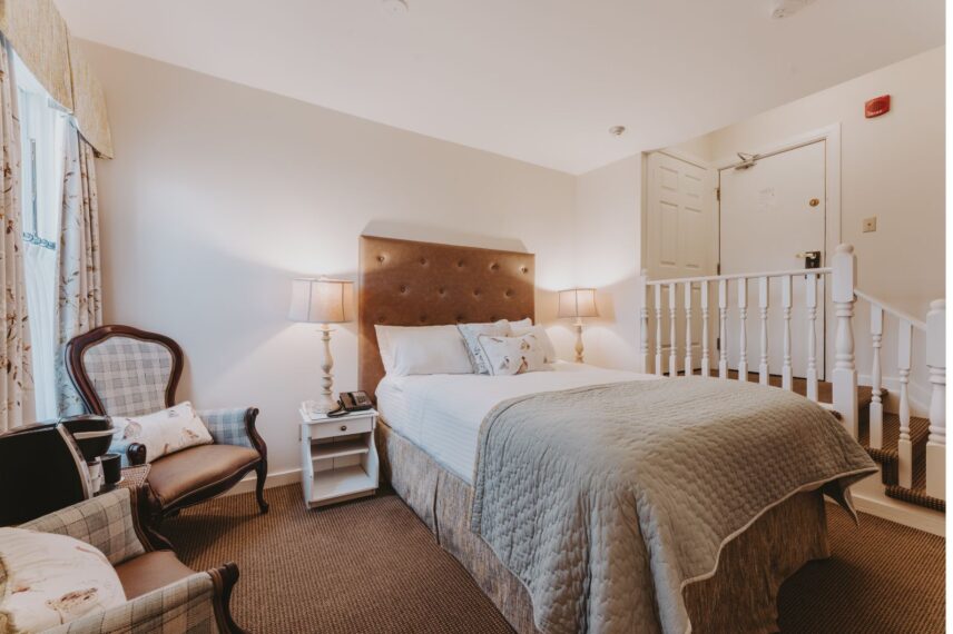 Traditional accommodations at Moffatt Inn in Niagara-on-the-Lake