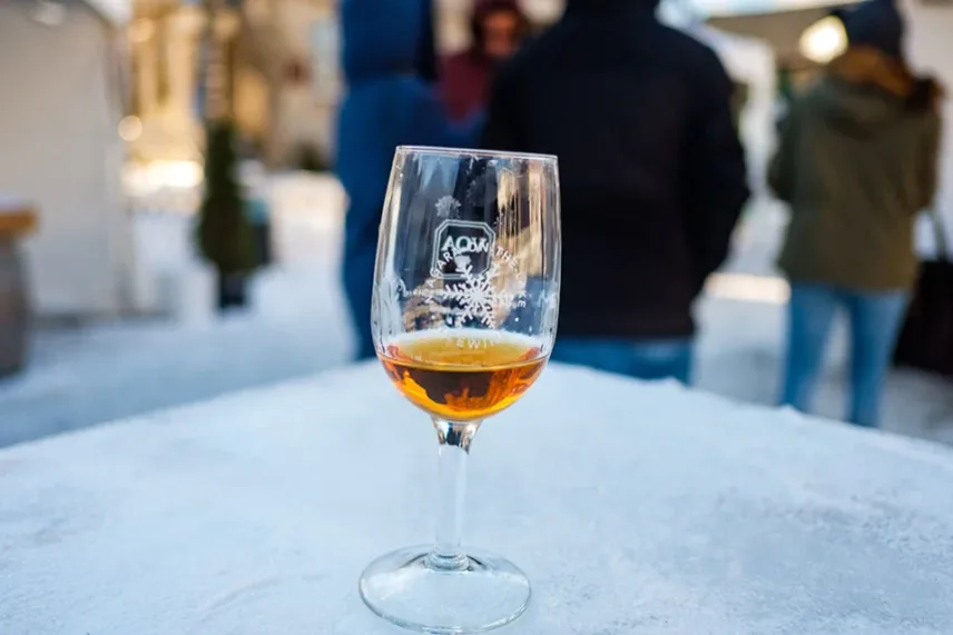Icewine tasting at Niagara Icewine Festival