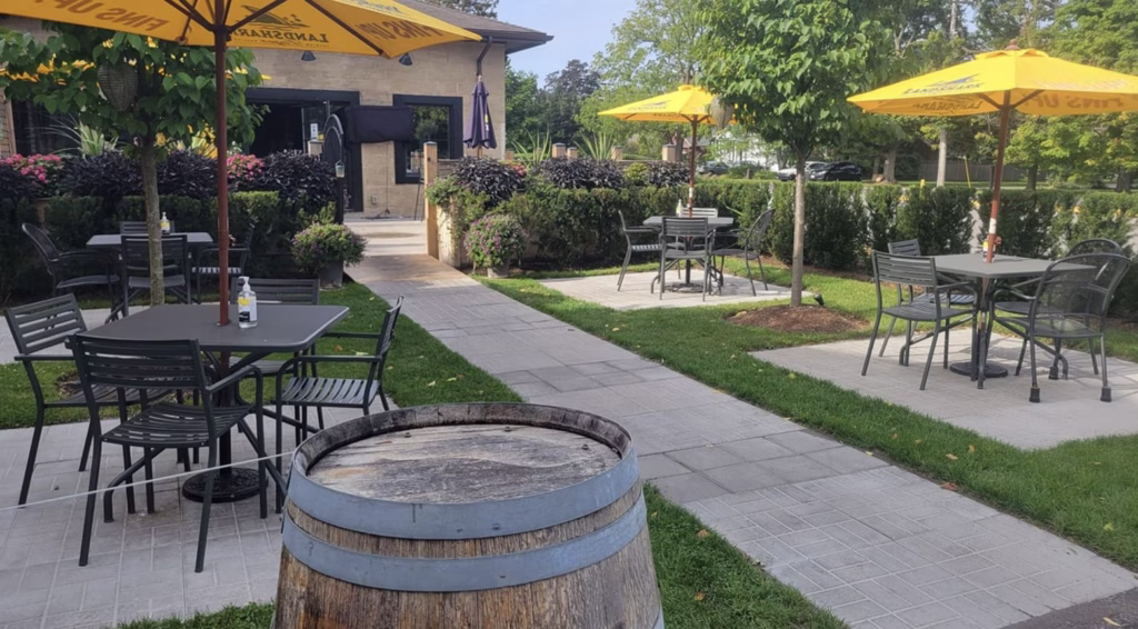 Outdoor patio dining at Butler’s Sports Bar & Grill in Niagara-on-the-Lake.