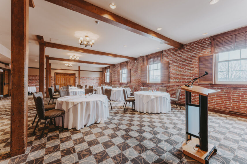 Off-site meeting in Pillar and Post Gallery Room, Ontario