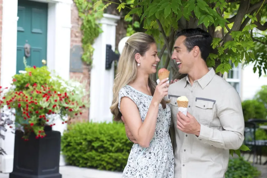 A couple sharing a unique experience in the Niagara Benchlands