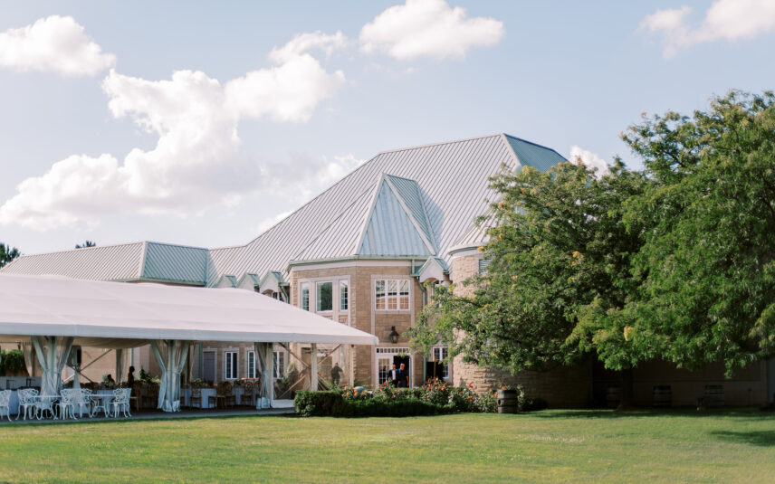 Château des Charmes wedding tent in Niagara on the Lake