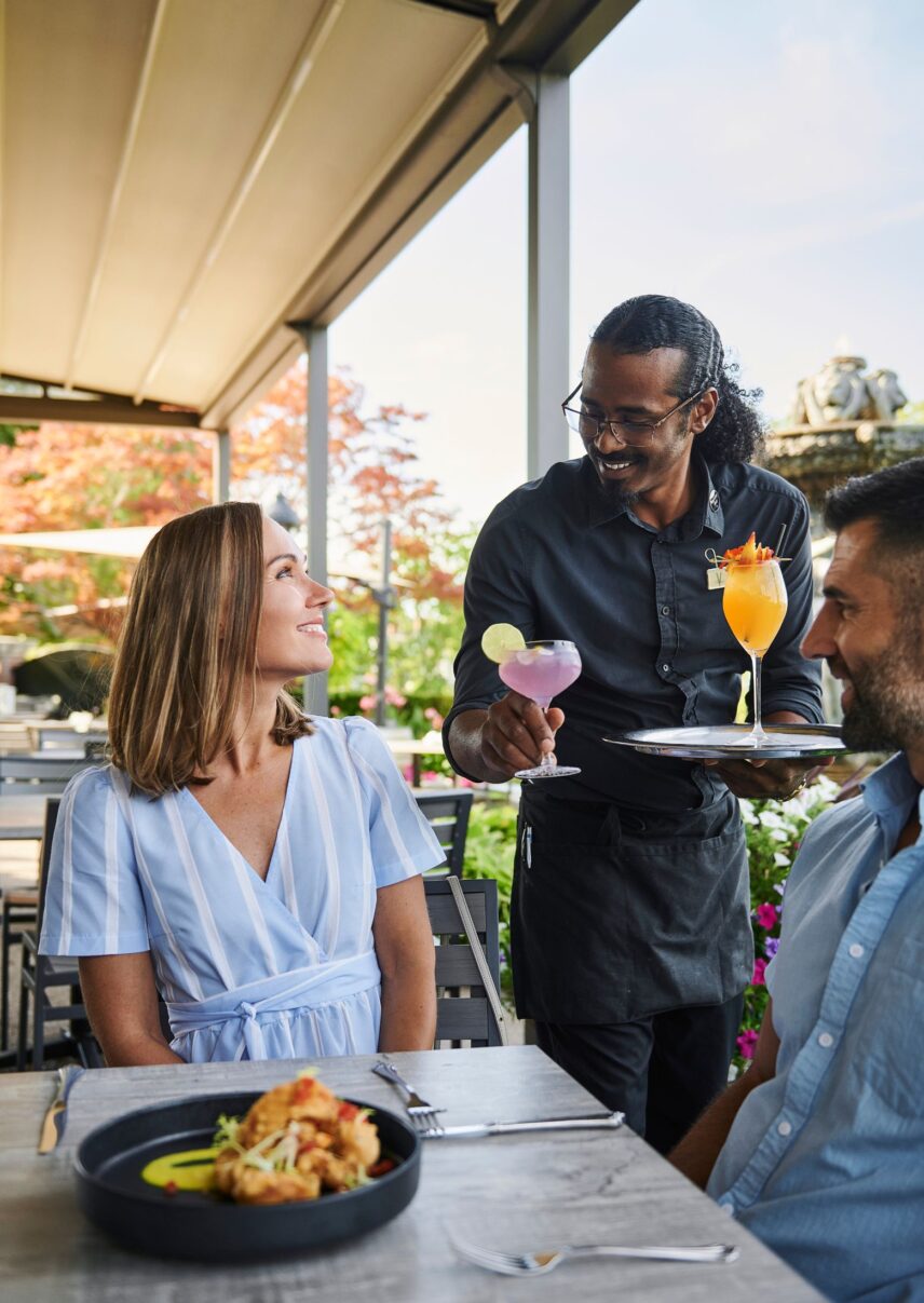 Enjoy Al Fresco dining at Queen's Landing Hotel in Niagara-on-the-Lake