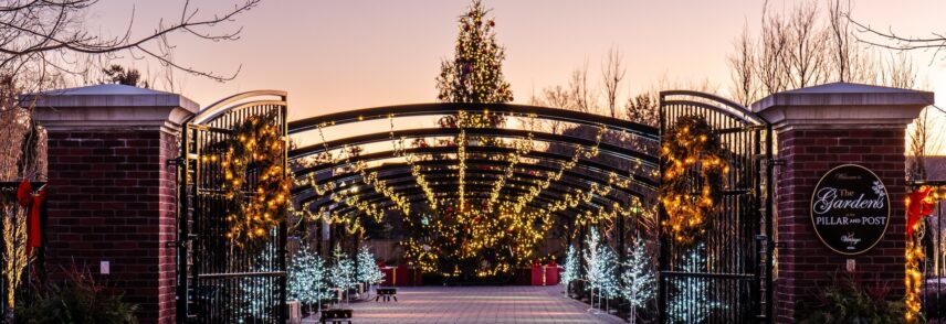The promenade in The Gardens at Pillar and Post during the Vintage Hotels Christmas Market.